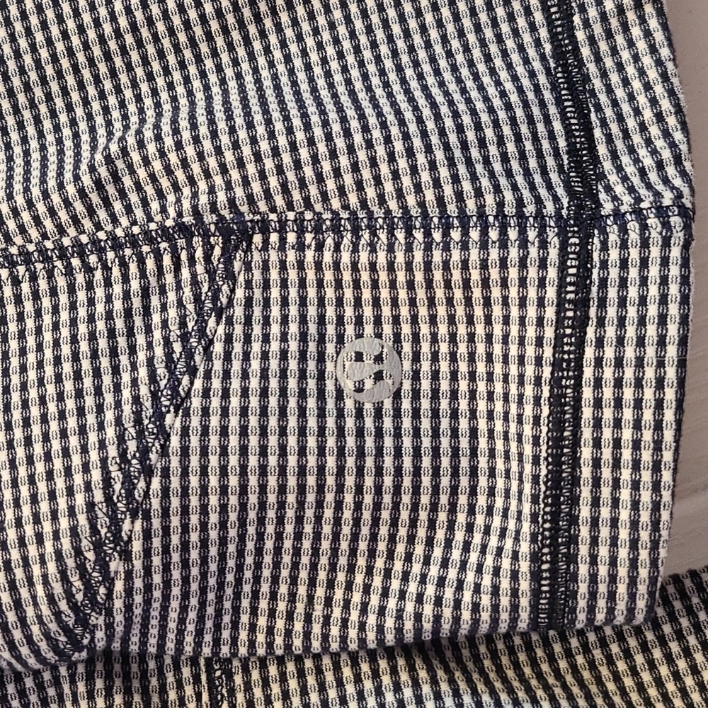 🌬️Lululemon Forme Jacket in Inkwell - Picture 14 of 16